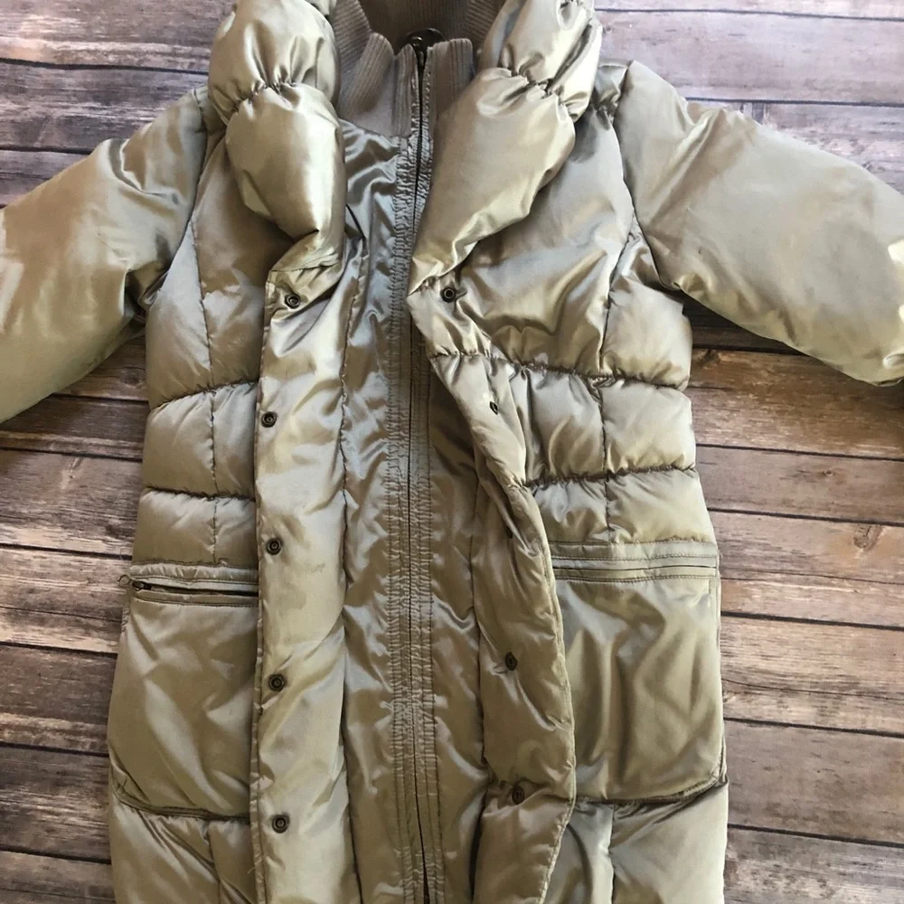 Girls gorgeous & super warm winter jacket! Size L